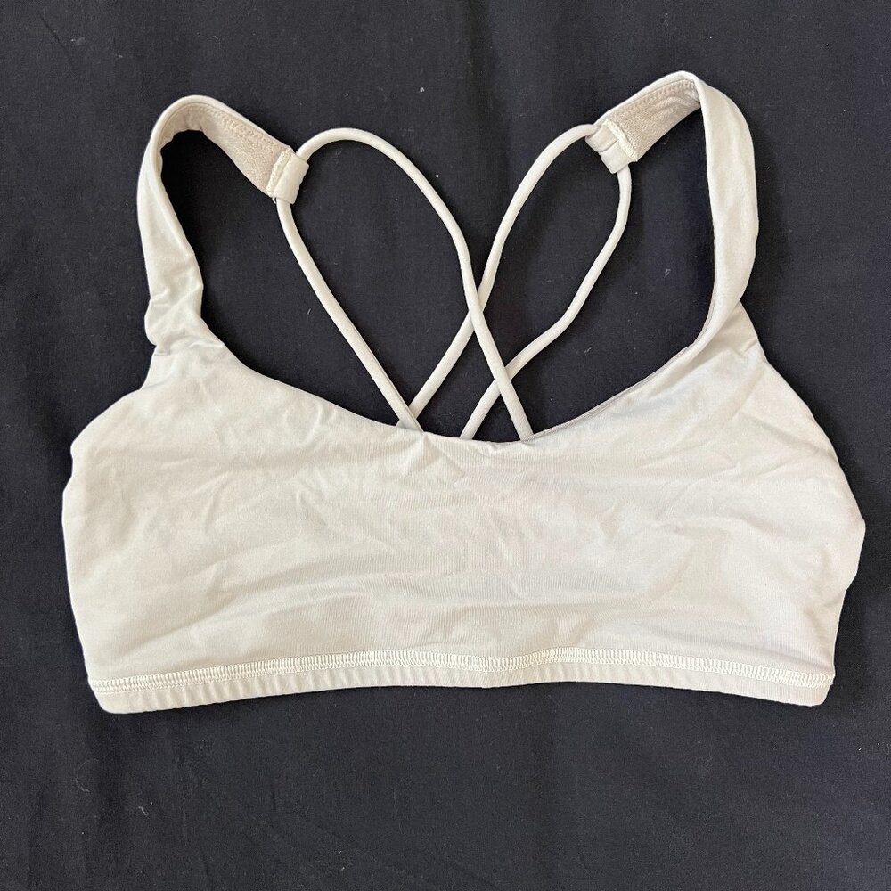 Lululemon Sports Bra (White) Light Support Size 4